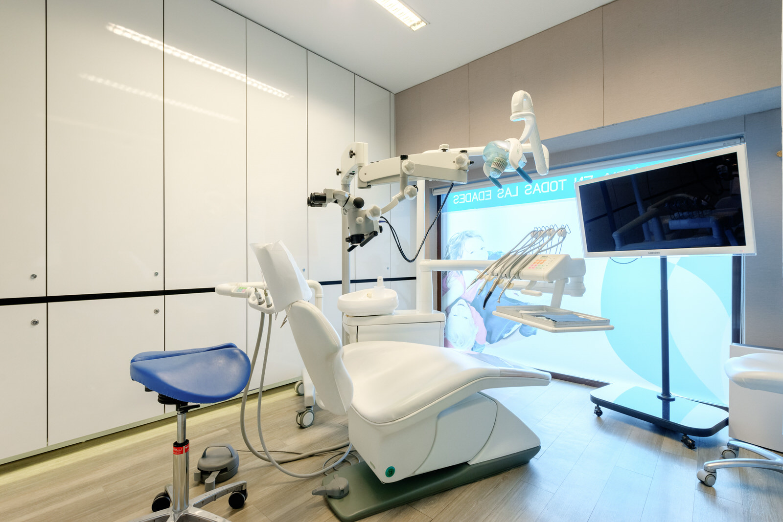 Fotografía de Negocio Clínica Dental Torres en C/ Esparteros 7  celebrado el 14/12/2018.