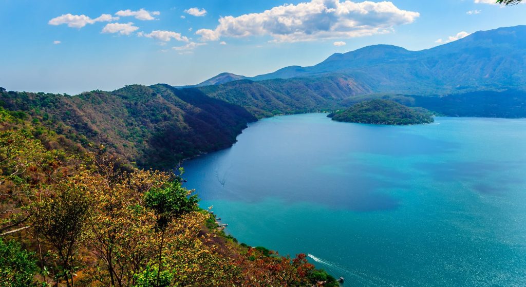 Lago de Coatepeque